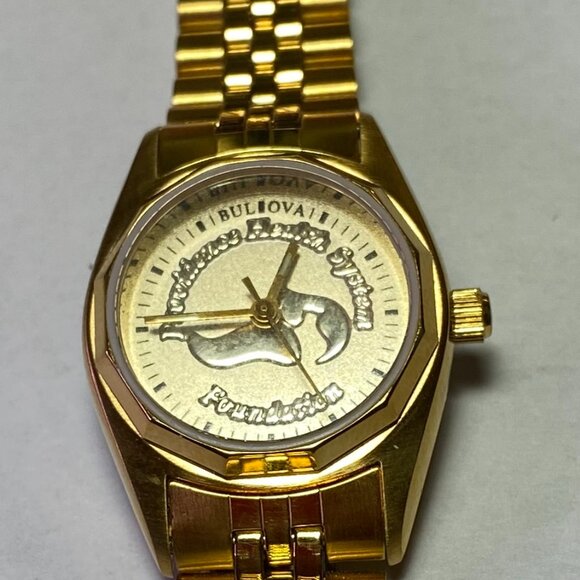 Bulova \